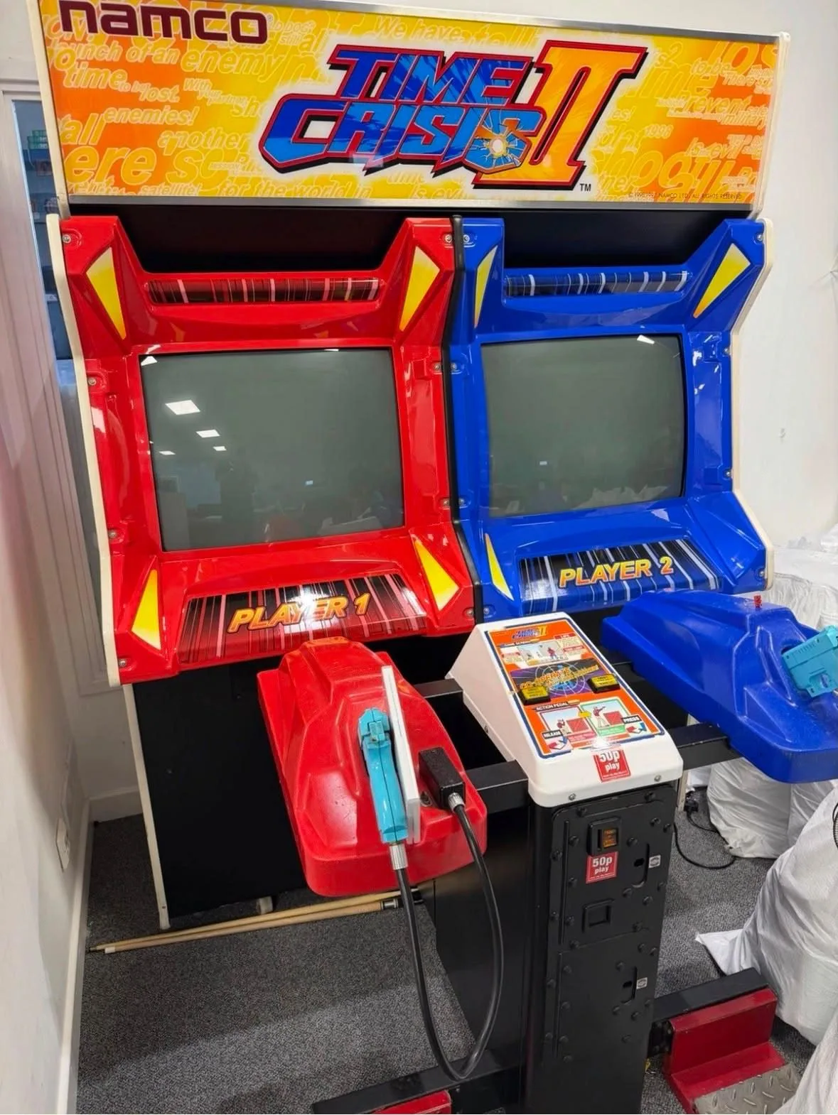 Namco Time Crisis II twin cabinet, whole machine visible